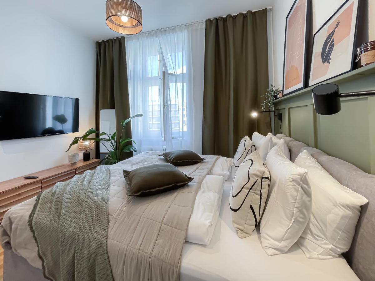 Turnkey I Angelo Roma Lägenhet Prag